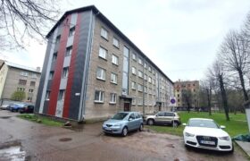 Kosmonaudi tn 7, Narva linn