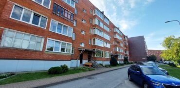 Продается 1- комнатная квартира с лоджией J. Gagarini tn 27, Sillamäe linn
