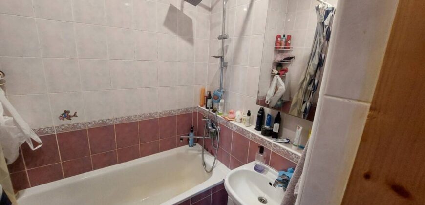 Продается уютная, трехкомнатная квартира по адресу V.Majakovski tn 18, Sillamäe linn