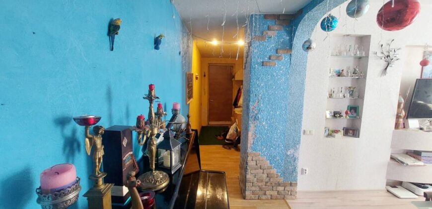 Продается уютная, трехкомнатная квартира по адресу V.Majakovski tn 18, Sillamäe linn