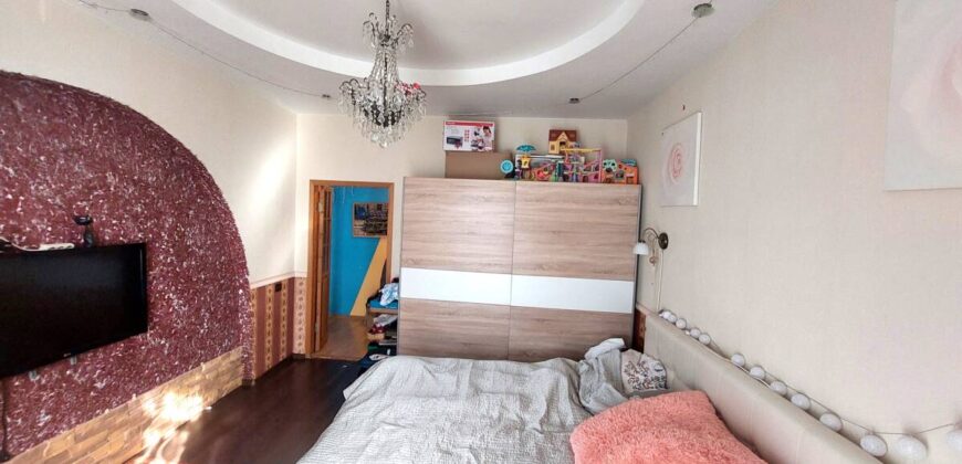 Продается уютная, трехкомнатная квартира по адресу V.Majakovski tn 18, Sillamäe linn