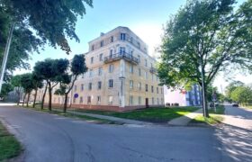 Продается уютная, трехкомнатная квартира по адресу V.Majakovski tn 18, Sillamäe linn