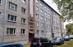 Продается уютная, 2-комнатная квартира, по адресу Roheline tn 1, Sillamäe linn