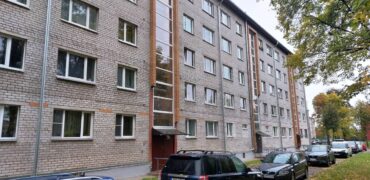 Продается уютная, 2-комнатная квартира, по адресу Roheline tn 1, Sillamäe linn