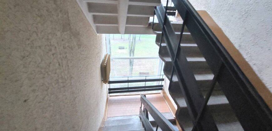 Продается уютная, 2-комнатная квартира, по адресу Roheline tn 1, Sillamäe linn