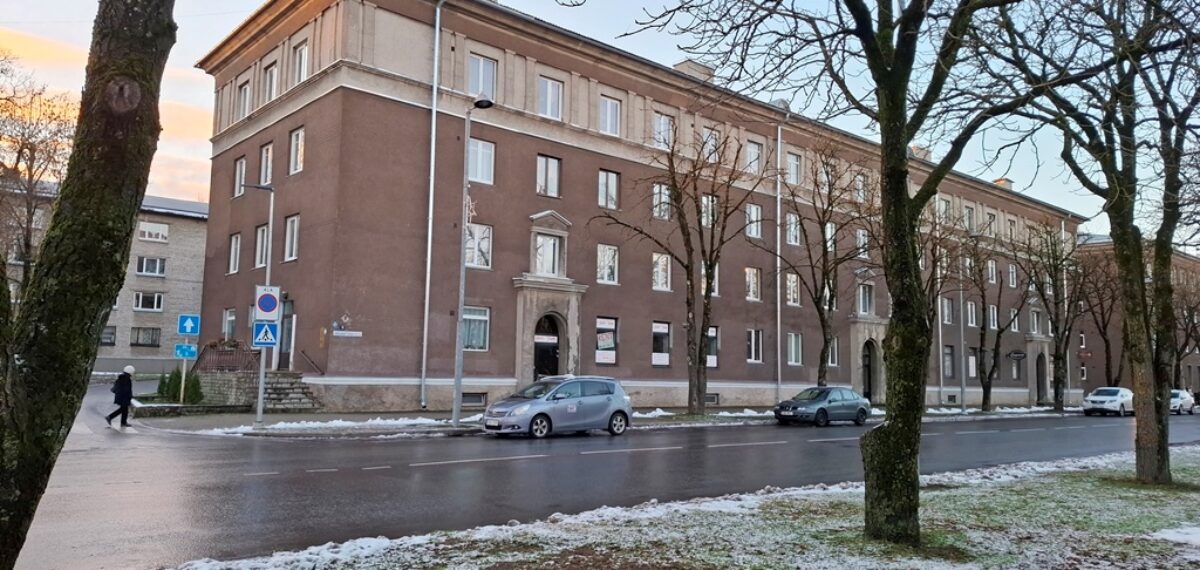 A. Puškini tn 9, Narva linn