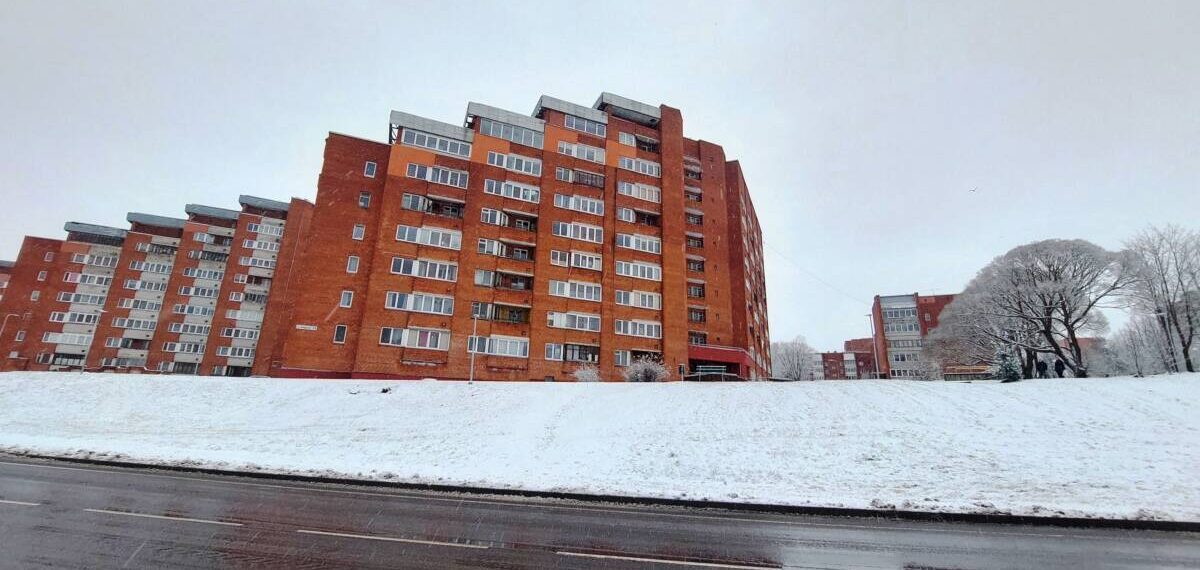 Продается 1- комнатная квартира с лоджией J. Gagarini tn 33, Sillamäe linn