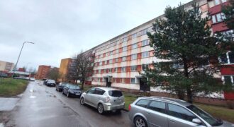 В центре микрорайона продается 2-х комнатная квартира, по адресу Viru pst 23, Sillamäe linn
