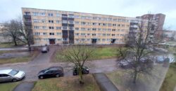 В центре микрорайона продается 2-х комнатная квартира, по адресу Viru pst 23, Sillamäe linn