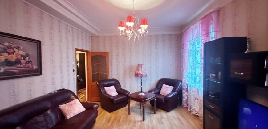 Mere pst 1, Sillamäe linn