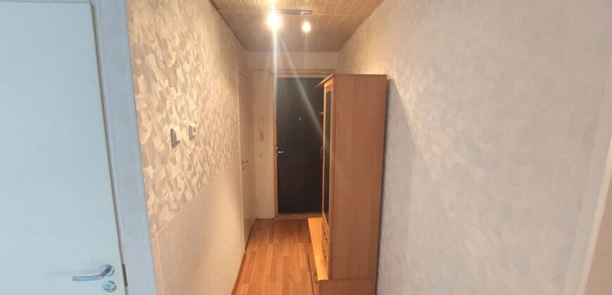 Продается уютная, светлая, двухкомнатная по адресу V. Gerassimovi tn 14, Narva linn