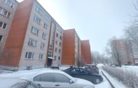 Продается уютная, теплая, светлая, трехкомнатная квартира по адресу Kesk tn 5, Sillamäe linn