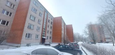 Продается уютная, теплая, светлая, трехкомнатная квартира по адресу Kesk tn 5, Sillamäe linn