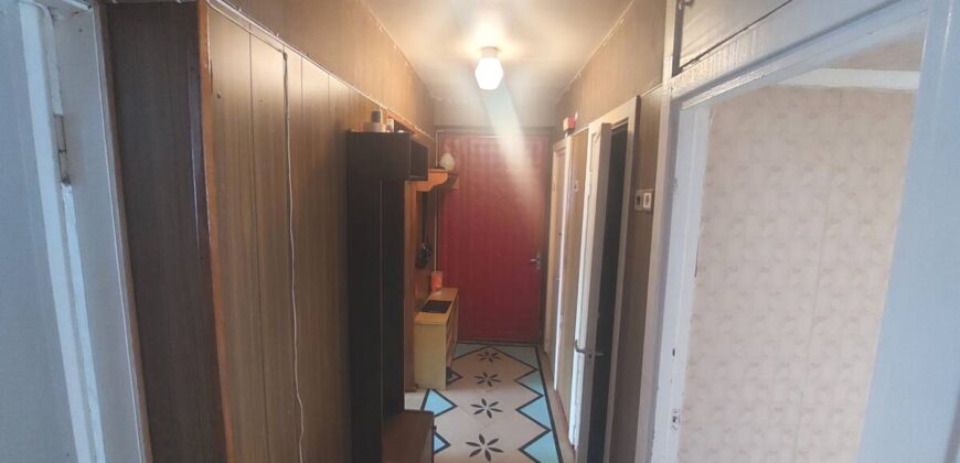 Продается уютная, теплая, светлая, трехкомнатная квартира по адресу Kesk tn 5, Sillamäe linn