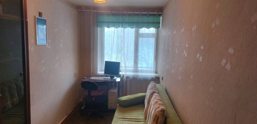 Продается уютная, теплая, светлая, трехкомнатная квартира по адресу Kesk tn 5, Sillamäe linn