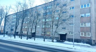 Продается отремонтированная 2-х комнатная квартира, по адресу J. Gagarini tn 9, Sillamäe linn