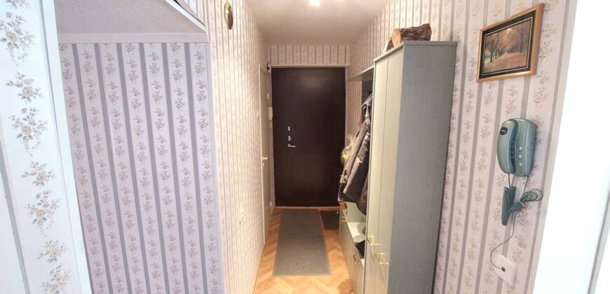 Продается отремонтированная 2-х комнатная квартира, по адресу J. Gagarini tn 9, Sillamäe linn