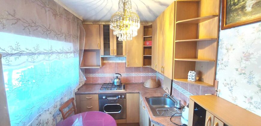 Продается отремонтированная 2-х комнатная квартира, по адресу J. Gagarini tn 9, Sillamäe linn