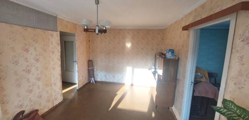 Продается светлая 2-х комнатная квартира, по адресу Hariduse tn 29, Sillamäe linn