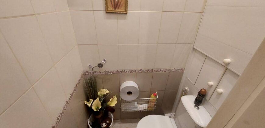 Продается уютная, двухкомнатная квартира по адресу Mere pst 1, Sillamäe linn