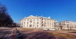 Продается уютная, двухкомнатная квартира по адресу Mere pst 1, Sillamäe linn