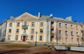 Продается уютная, двухкомнатная квартира по адресу Mere pst 1, Sillamäe linn