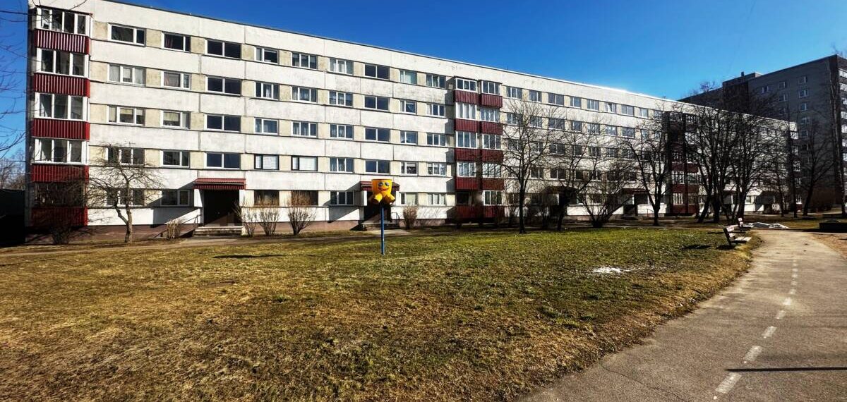 Kangelaste prospekt 11, Narva linn