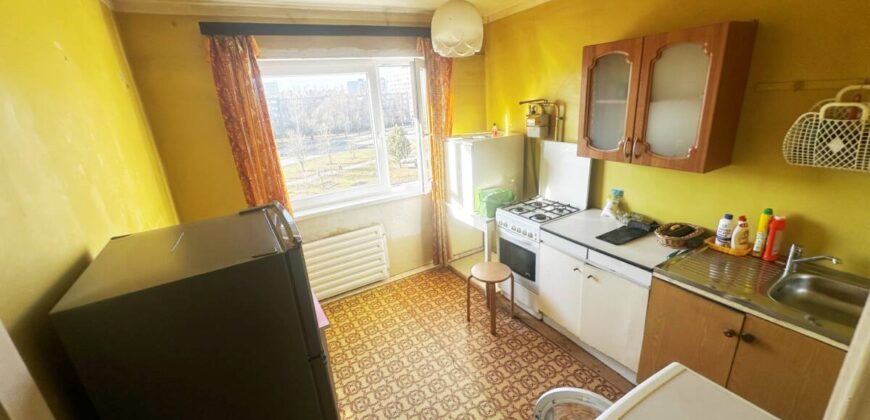 Kangelaste prospekt 11, Narva linn