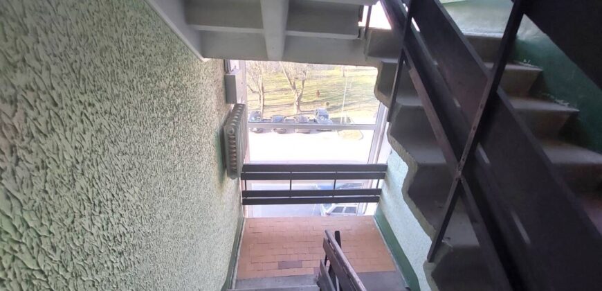 Продается 2-комнатная квартира, по адресу Roheline tn 4, Sillamäe linn