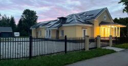 Продается уютное двухэтажное здание сталинской архитектуры с большим земельным участком по адресу Kajaka tn 26, Sillamäe linn