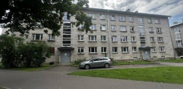 Kesk tn 47, Sillamae linn
