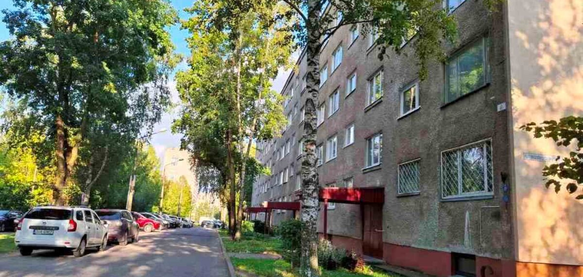 Kangelaste prospekt 12a, Narva linn