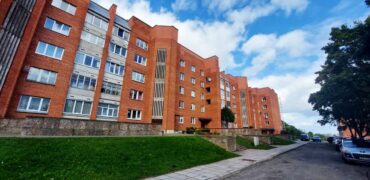 Продается 2-х ком. квартира с лоджией Viru pst 39, Sillamäe linn
